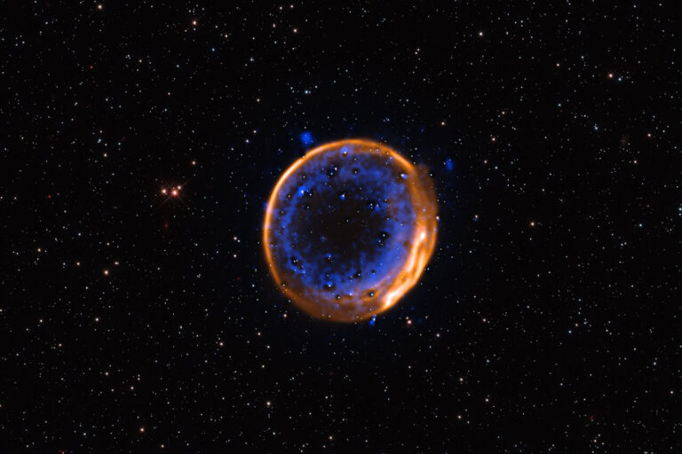 Astronomers Capture Image of a Star Exploding Twice